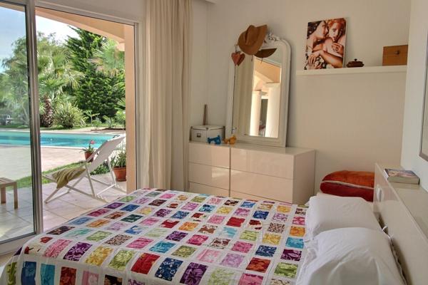 Superbe villa de plain-pied avec piscine Bordeaux Métropole