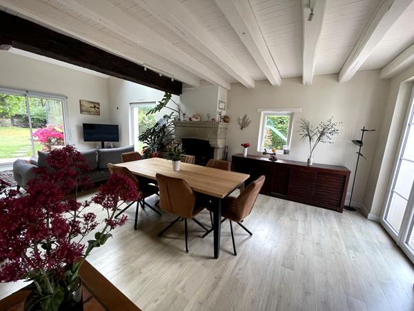Maison Basse Goulaine 9 pièce(s) 209 m2