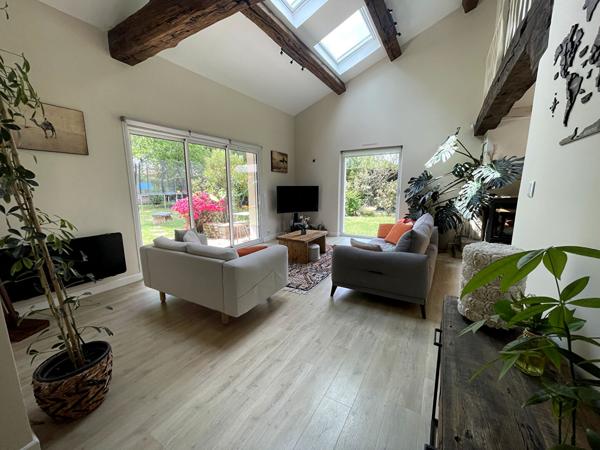 Maison Basse Goulaine 9 pièce(s) 209 m2