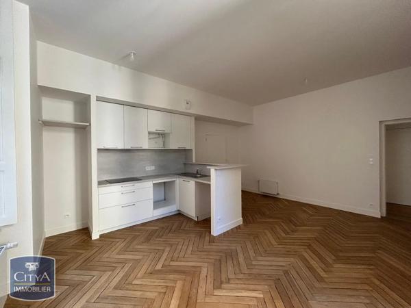 Appartement à louer 3 pièces 69.04m² Nantes (44000)