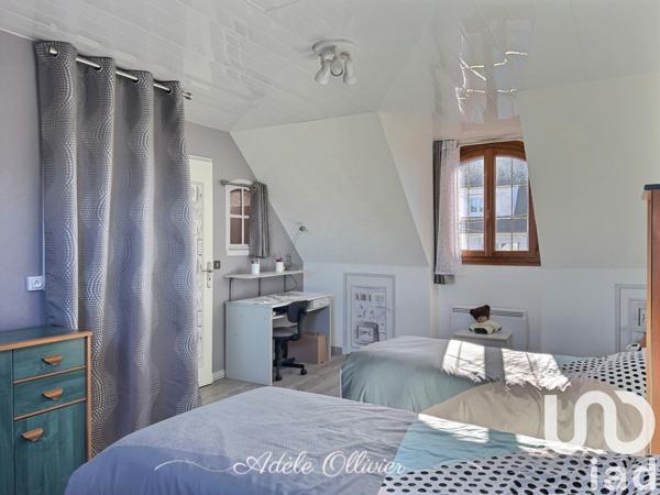 Maison traditionnelle 6 pièces de 145 m² à Pontault-Combault (77340)