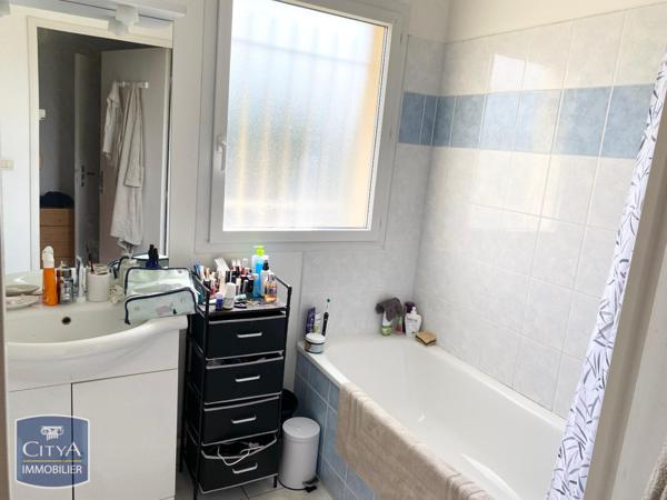 Appartement à louer 2 pièces 61.76m²