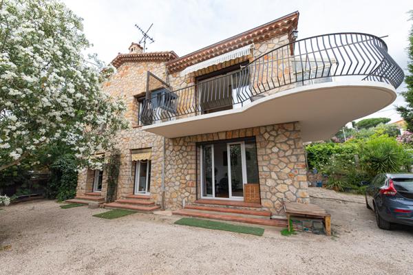 Villa Mandelieu La Napoule 6 pièce(s) 120 m2