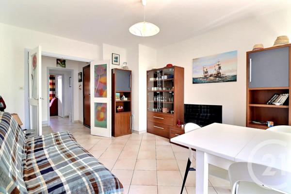 Appartement T2 à vendre  2 pièces - 48,65 m2 FREJUS - 83