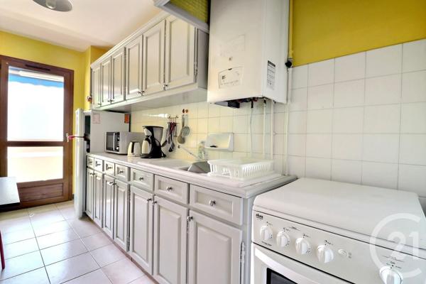 Appartement T2 à vendre  2 pièces - 48,65 m2 FREJUS - 83