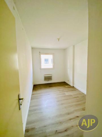Vente appartement Lesparre Medoc : 80 000 € - AJP Lesparre Immobilier