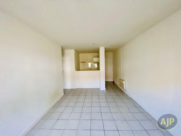 Vente appartement Lesparre Medoc : 80 000 € - AJP Lesparre Immobilier