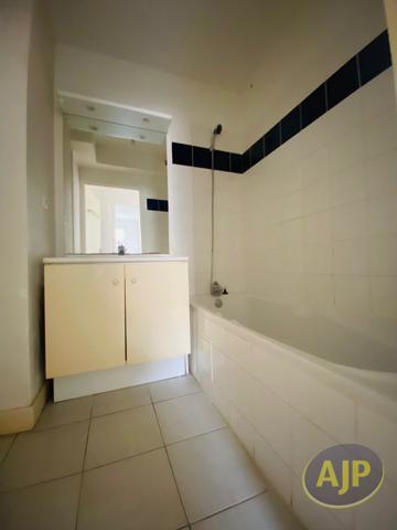 Vente appartement Lesparre Medoc : 80 000 € - AJP Lesparre Immobilier