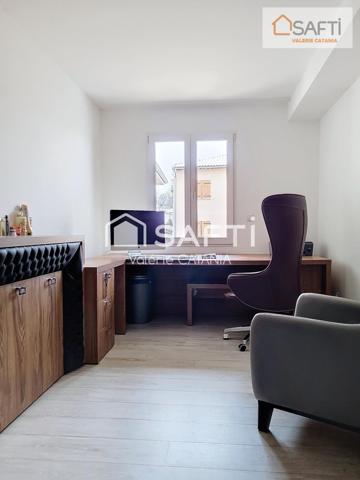 A St-Etienne de St-geoirs, Appartement T4 de 111m² .