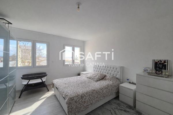 A St-Etienne de St-geoirs, Appartement T4 de 111m² .