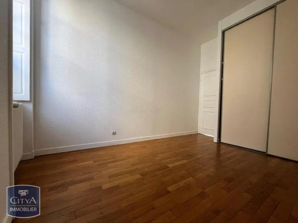 Appartement à louer 3 pièces 80m² Mâcon (71000)