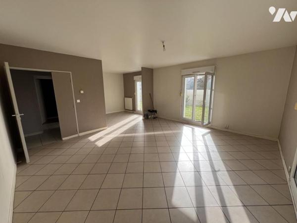 Un appartement situé au rez-de-chaussée