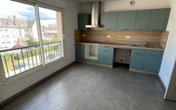 Appartement à louer    3 pièces • 100 m2 Argentan