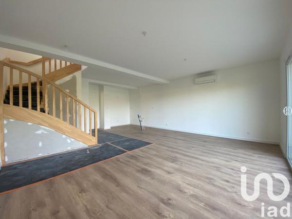 Pavillon 4 pièces de 93 m² à Ustaritz (64480)