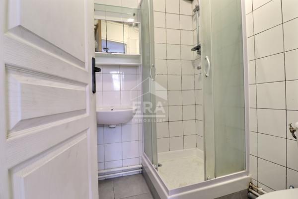 PANTIN  APPARTEMENT VENDU LOUÉ  DERNIER ÉTAGE AU CALME SUR COUR