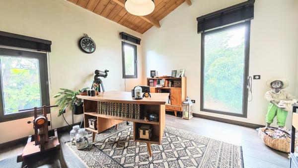 SAINT-PIERRE – ÎLE DE LA RÉUNION | Propriété d’exception idéalement située à seulement 6 minutes du centre-ville