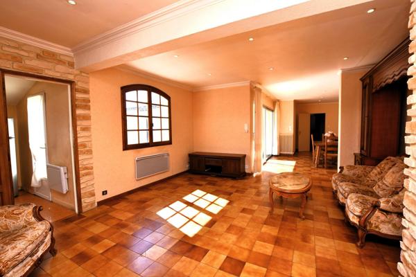 Maison plain-pied, 3 chambres, jardin, garage