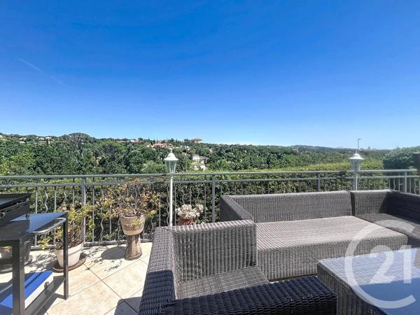 Maison à vendre  4 pièces - 99 m 2   FREJUS  - 83