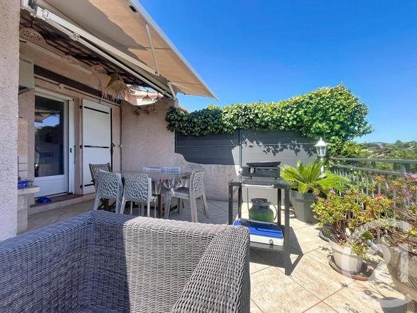 Maison à vendre  4 pièces - 99 m 2   FREJUS  - 83