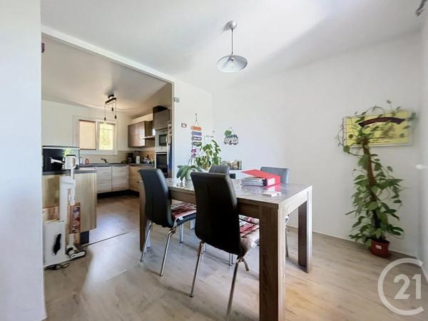 Maison à vendre  4 pièces - 99 m 2   FREJUS  - 83