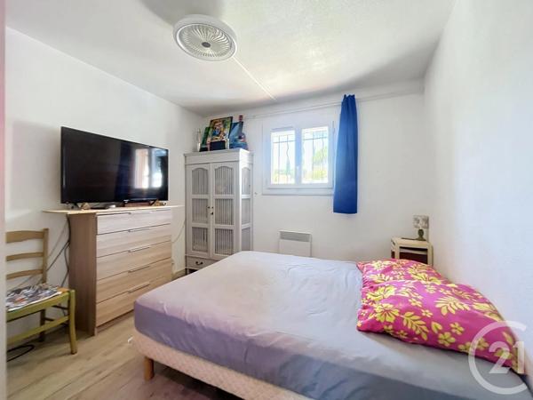 Maison à vendre  4 pièces - 99 m 2   FREJUS  - 83