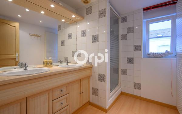 Maison à vendre    6 pièces •  Santes