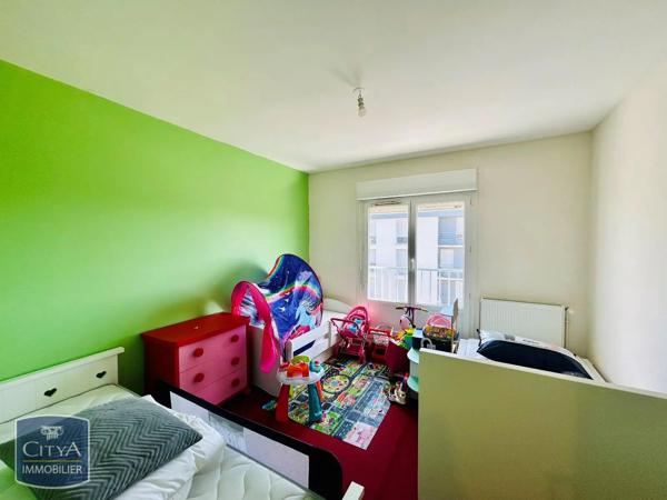 Appartement à louer 4 pièces 80.21m² Déols (36130)