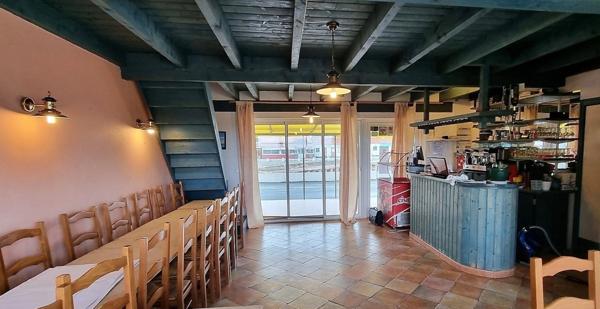 Dpt Charente Maritime (17), St-Trojan Les Bains emplacement n°1 vue mer, A Vendre Fonds commerce Restaurant