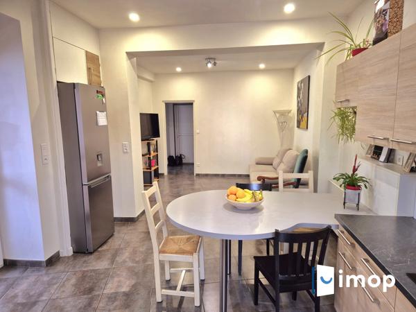 Maison familiale rénovée avec garage