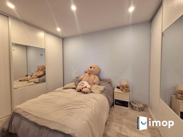 Maison familiale rénovée avec garage