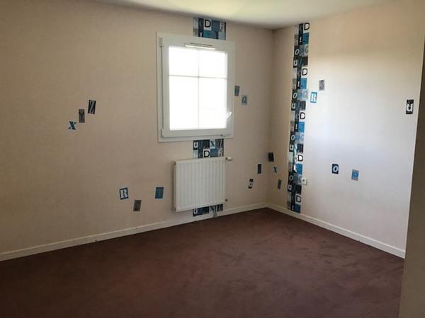 Maison 5 pièces à louer Tonnay Charente - 17430 / Réf: 2347