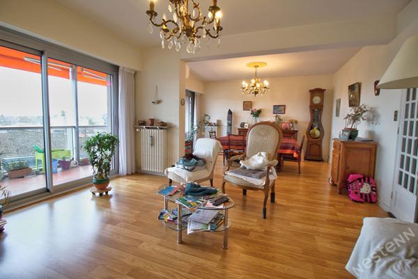 A VENDRE - AGEN Tour Victor Hugo - Appartement de 125m² avec 3 chambres, balcon et garage