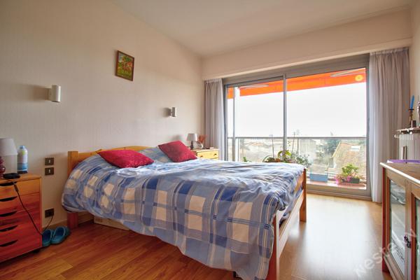 A VENDRE - AGEN Tour Victor Hugo - Appartement de 125m² avec 3 chambres, balcon et garage