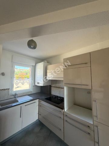 Appartement T4 avec terrasse et garage
