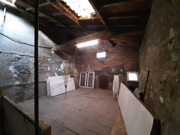 Charmante Maison de Ville à Nueil les Aubiers - À Vendre !