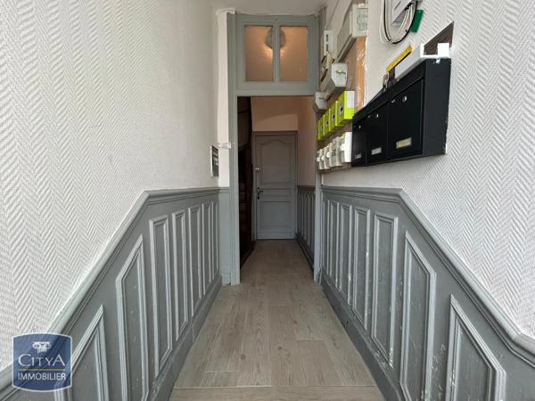 Appartement à louer 2 pièces 21.07m² Saint-Quentin (02100)