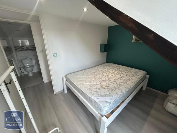 Appartement à louer 2 pièces 21.07m² Saint-Quentin (02100)