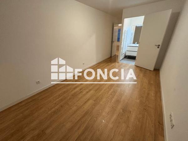 Location Appartement 4 pièces 87.2 m² - AV DU GENERAL DE GAULLE Clamart 92140