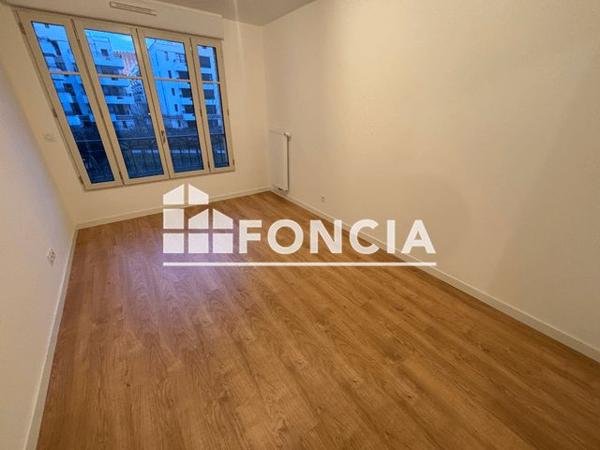 Location Appartement 4 pièces 87.2 m² - AV DU GENERAL DE GAULLE Clamart 92140