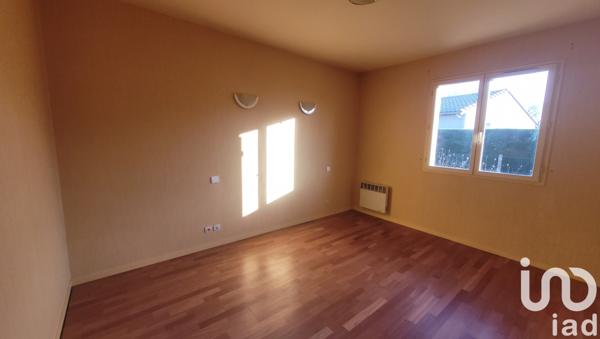 Maison à vendre 5 pièces 97 m² Saint-Seurin-sur-l'Isle