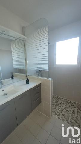 Maison à vendre 5 pièces 97 m² Saint-Seurin-sur-l'Isle