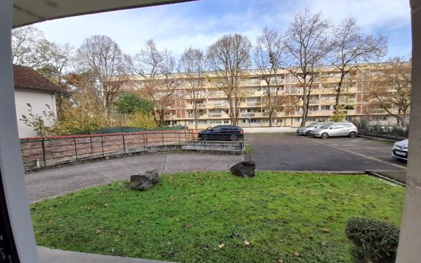 Appartement à vendre    1 pièce • 15,98 m2 Châtenay-Malabry