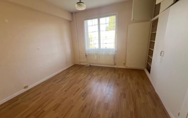 Appartement à vendre    3 pièces • 72,18 m2 Cosne-Cours-sur-Loire