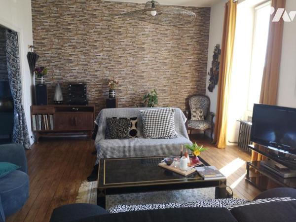 Maison avec gîte et chambre d'hôte