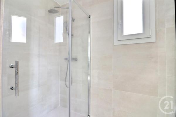 Appartement T3 à vendre  3 pièces - 64,80 m2 ST AYGULF - 83