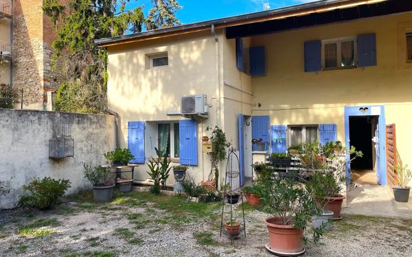 Appartement à vendre    3 pièces •  Montélimar