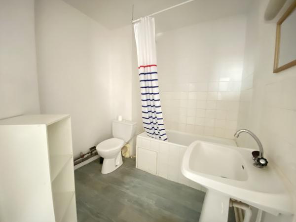 Saint-Étienne (42000) Appartement T2 de 56m² vendu loué - Coeur du centre-ville de Saint-Etienne