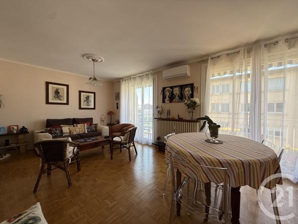 Appartement T4 à vendre  4 pièces - 86,25 m2 GUILHERAND GRANGES - 07