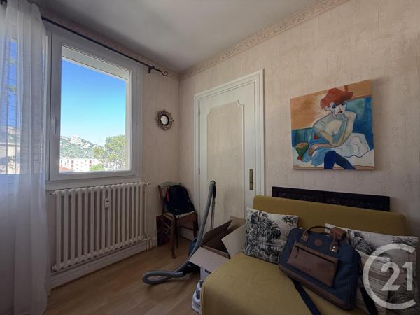 Appartement T4 à vendre  4 pièces - 86,25 m2 GUILHERAND GRANGES - 07