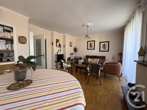 Appartement T4 à vendre  4 pièces - 86,25 m2 GUILHERAND GRANGES - 07